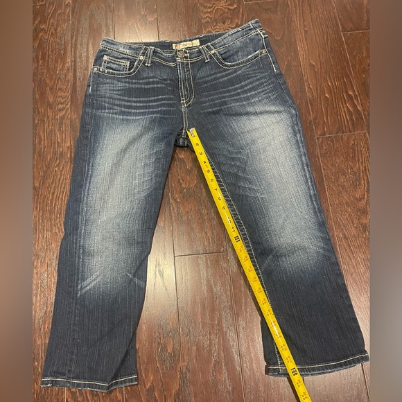 BKE Jeans Women’s Harper Bootcut 32x24  Medium Wash Stretch Demin - Picture 3 of 9